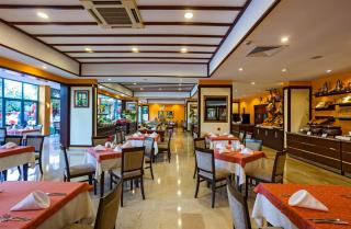 Dosi Hotel