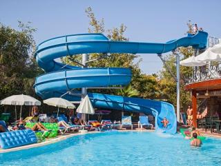 Dosi Hotel