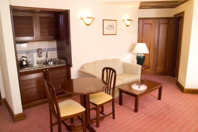 Suite hotel Jardins d´Ajuda