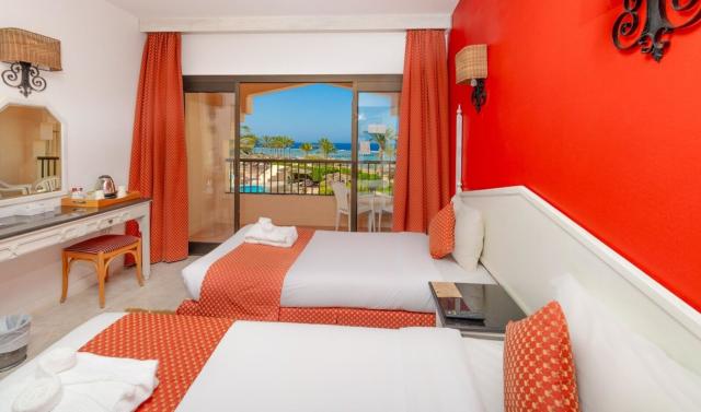 Flamenco Beach & Resort