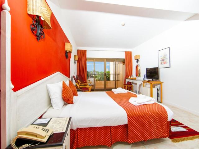 Flamenco Beach & Resort