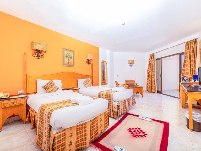 Flamenco Beach & Resort