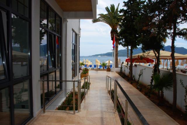 Begonville Beach