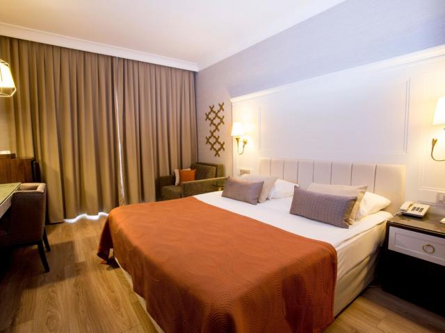 Fame Residence Kemer