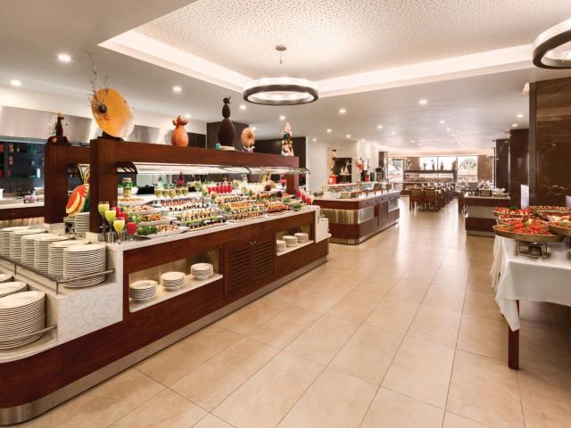 Ramada Resort By Wyndham Kusadasi & Golf