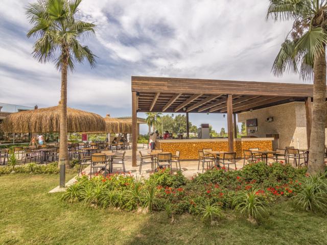 Ramada Resort By Wyndham Kusadasi & Golf