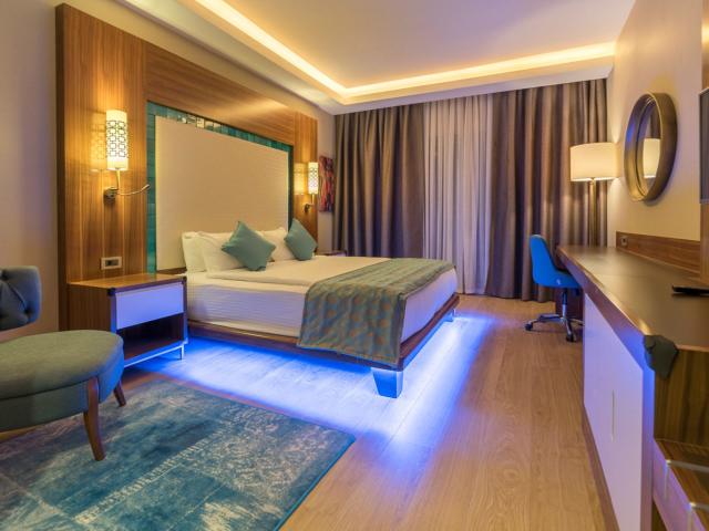 Ramada Resort By Wyndham Kusadasi & Golf