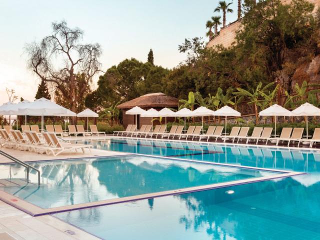 Ramada Resort By Wyndham Kusadasi & Golf