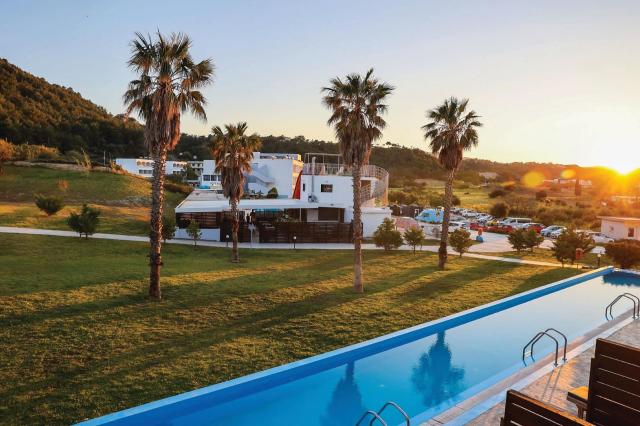 Evita Resort