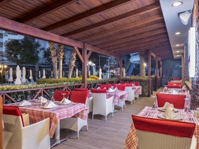 Ramada Resort Lara