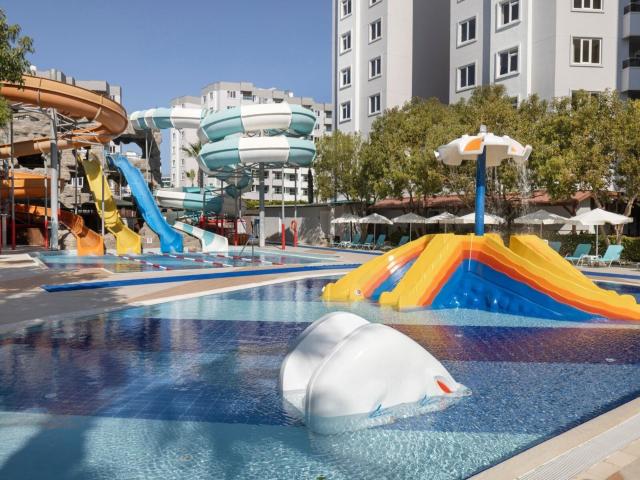 Ramada Resort Lara
