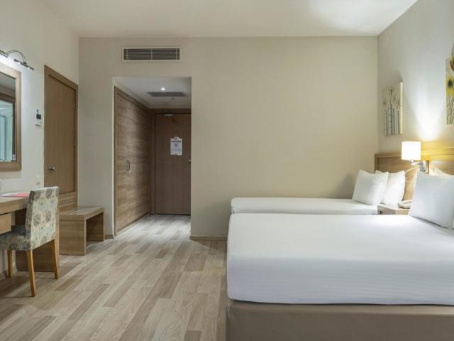 Ramada Resort Lara