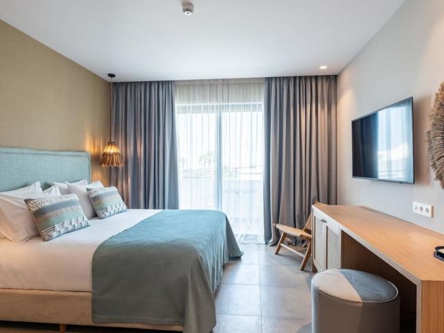 Atlantica Beach Resort