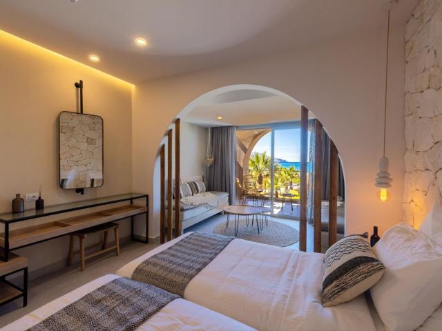 Eliros Mare Beachfront Poem