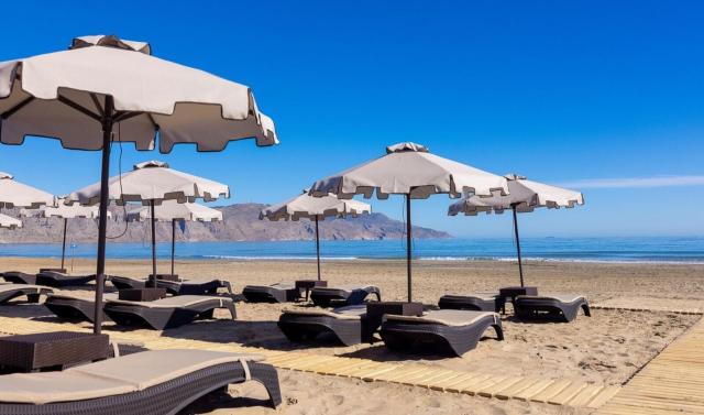 Eliros Mare Beachfront Poem