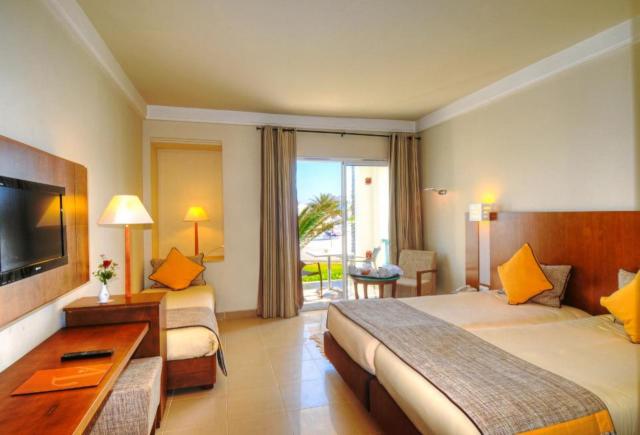Vincci Helios Beach