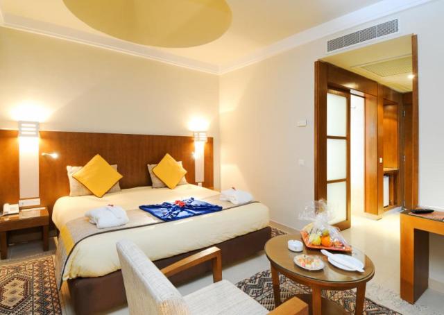 Vincci Helios Beach