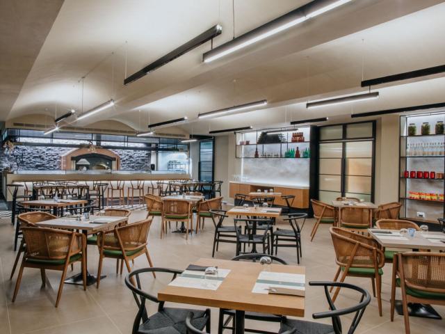 Napa Plaza (Adults Only)