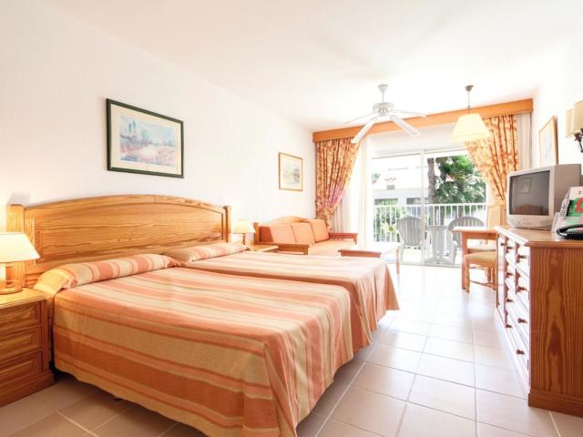 Riu Oliva Beach Resort