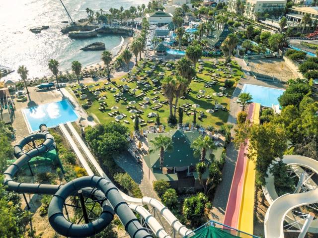 Star Beach Village