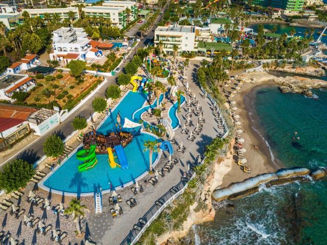 Star Beach Village