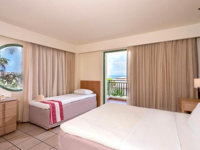 Star Beach Village