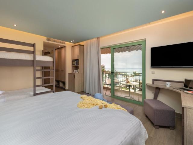 Star Beach Village