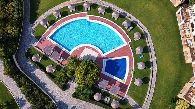 Pilot Beach Resort