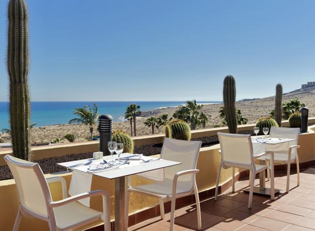 H10 Playa Esmeralda