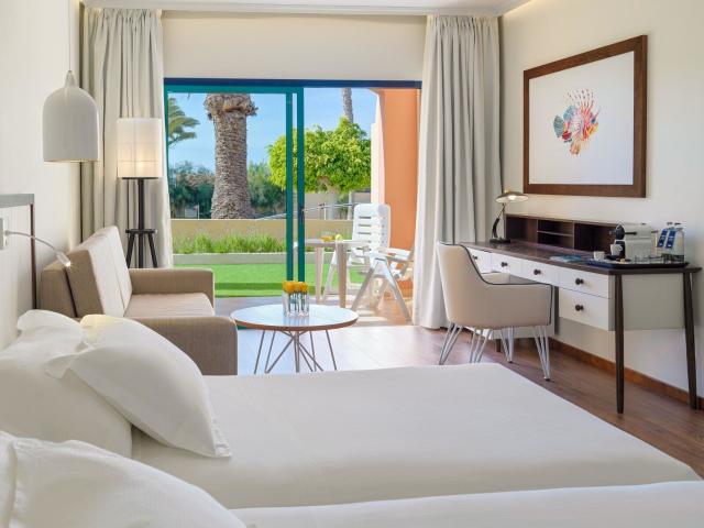 H10 Playa Esmeralda