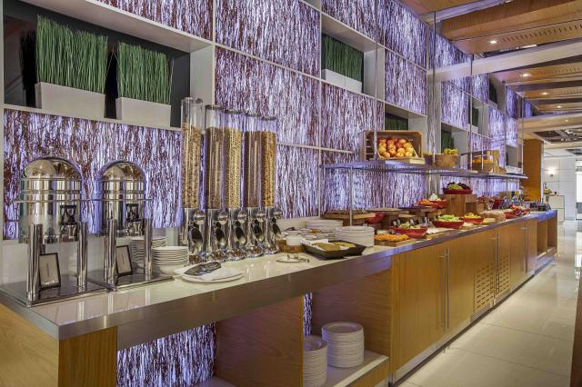 Hilton Dubai The Walk