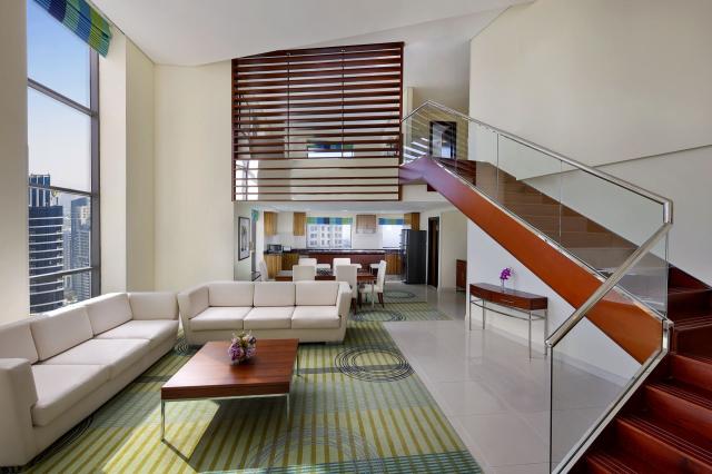 Hilton Dubai The Walk