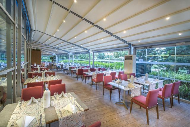Concorde de Luxe Resort