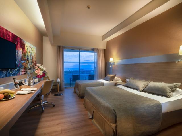 Concorde de Luxe Resort