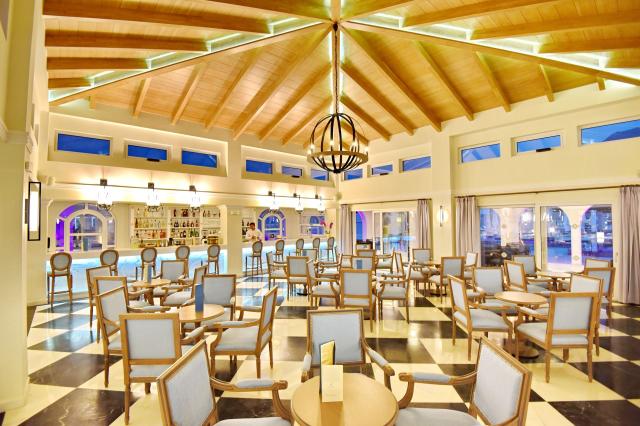 Anemos Luxury Grand Resort