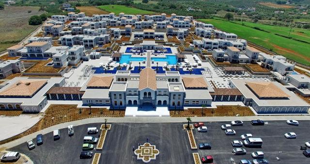Anemos Luxury Grand Resort