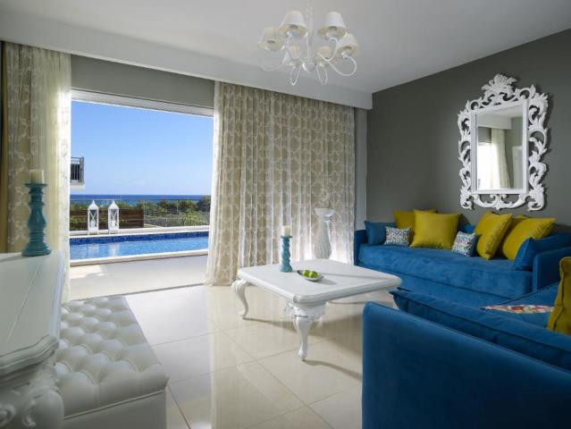 Anemos Luxury Grand Resort