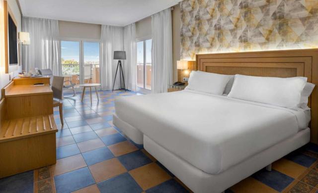 Elba Sara Beach & Golf Resort