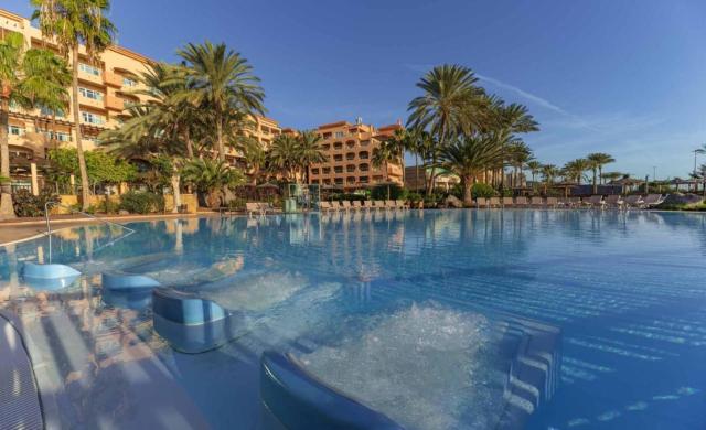 Elba Sara Beach & Golf Resort