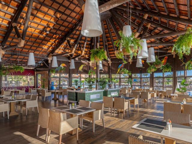 Elba Sara Beach & Golf Resort