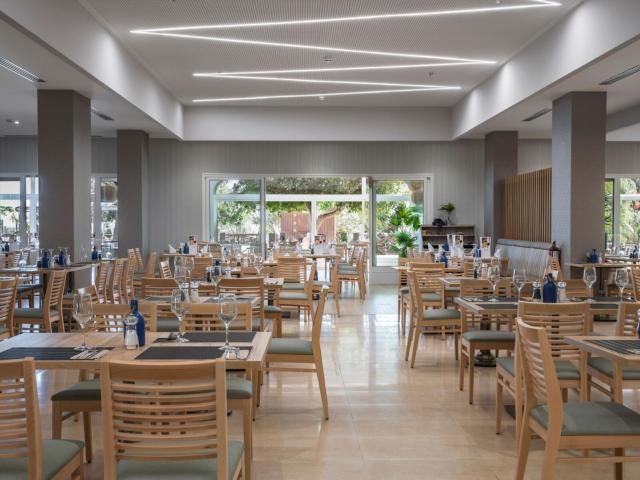 Elba Sara Beach & Golf Resort
