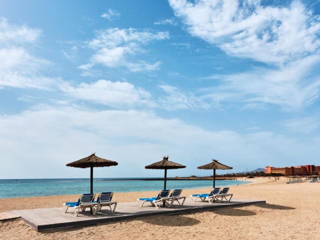 Elba Sara Beach & Golf Resort