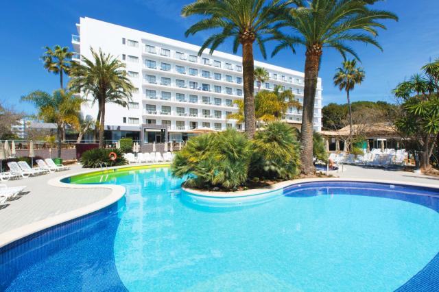 RIU Bravo