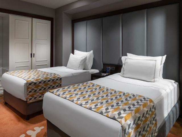 Kaya Palazzo Golf Resort