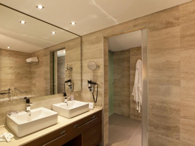 Boutique 5 & Spa