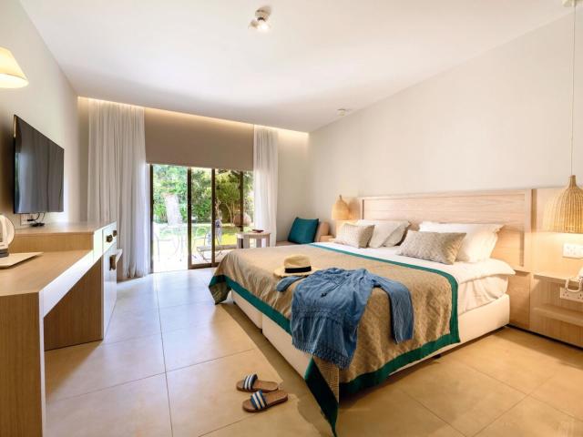 Atlantica Aeneas Resort & Spa