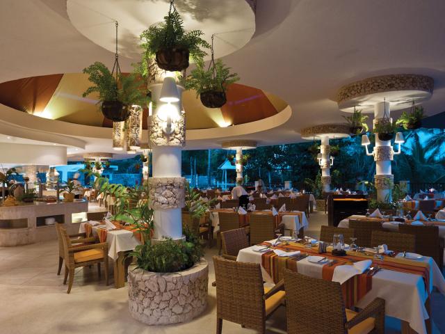 Leopard Beach Resort & Spa