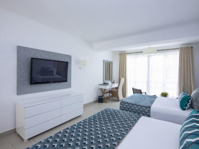 Leopard Beach Resort & Spa