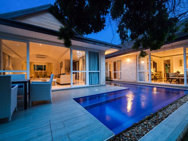 Leopard Beach Resort & Spa