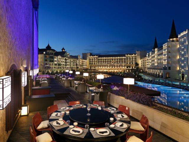 Titanic Mardan Palace